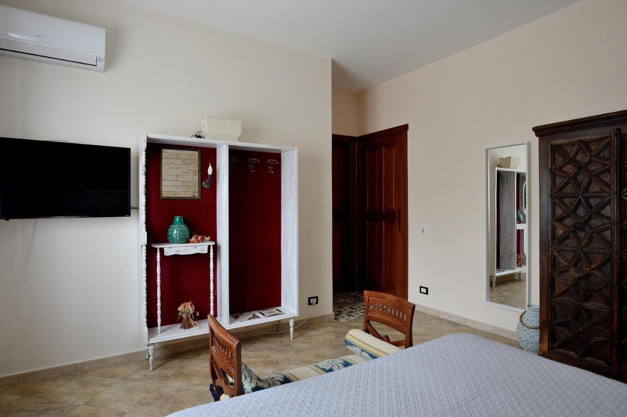 ポルト・エンペードクレ Lumie Di Sicilia Bed & Breakfast エクステリア 写真