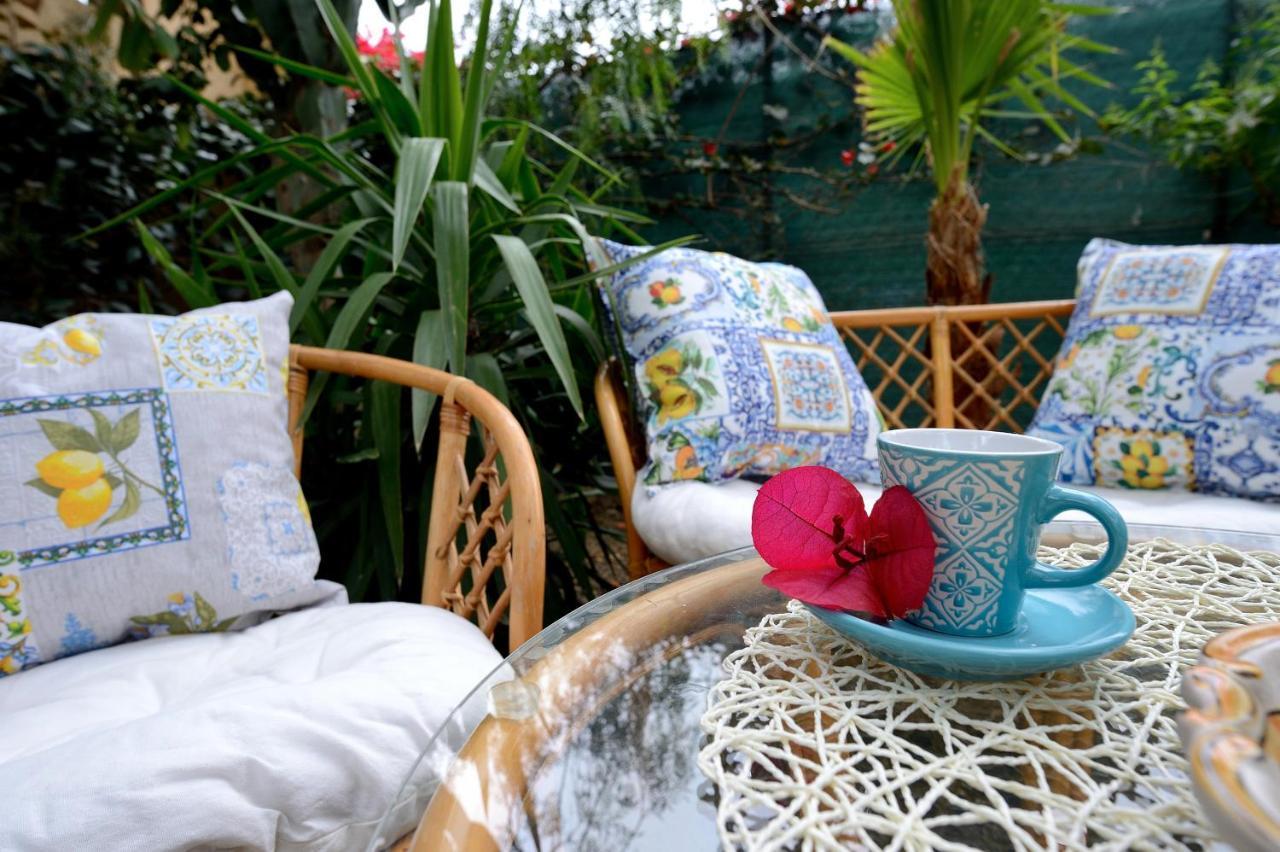 ポルト・エンペードクレ Lumie Di Sicilia Bed & Breakfast エクステリア 写真