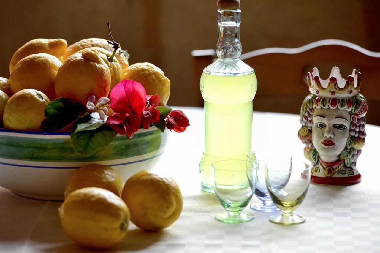 ポルト・エンペードクレ Lumie Di Sicilia Bed & Breakfast エクステリア 写真